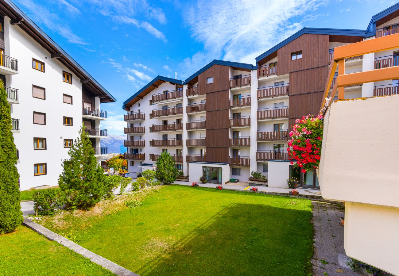 Apartment in Haute-Nendaz - Les Genêts 157 - 4 pers - piscine